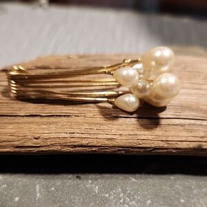 Vtg NAPIER Brooch EUC